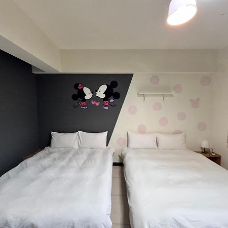 Yi Chung Disney Taichung Buitenkant foto